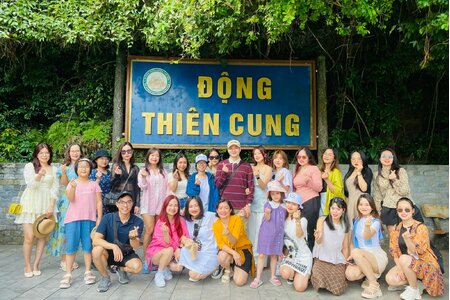 Đoàn Bệnh viện Lục Nam đi du lịch Hạ Long