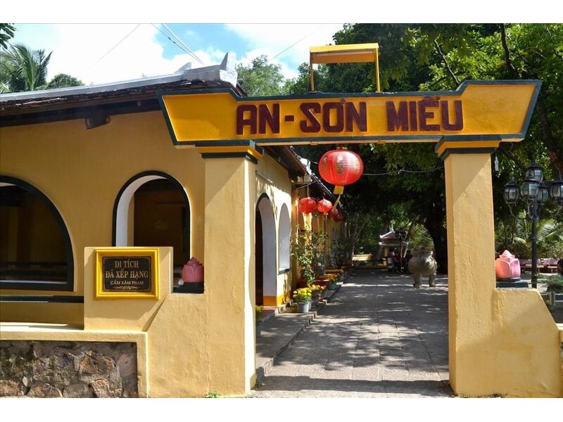 DU LỊCH CÔN ĐẢO – HÀNH TRÌNH VỀ NGUỒN CỘI