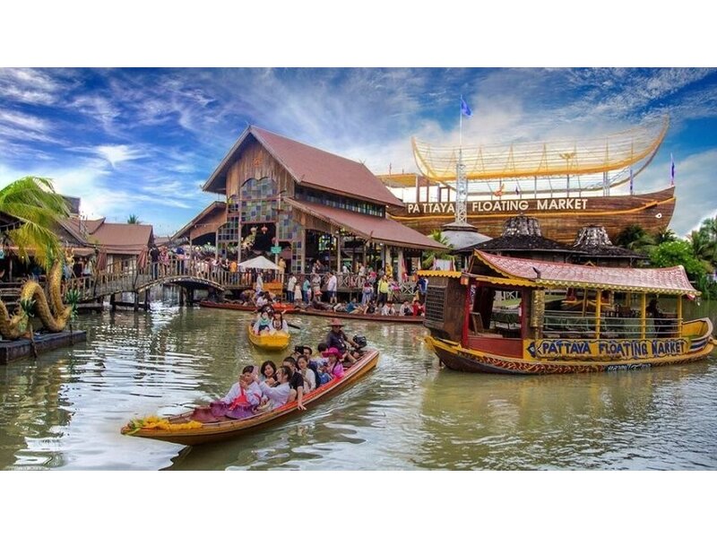VI VU XỨ CHÙA VÀNG
