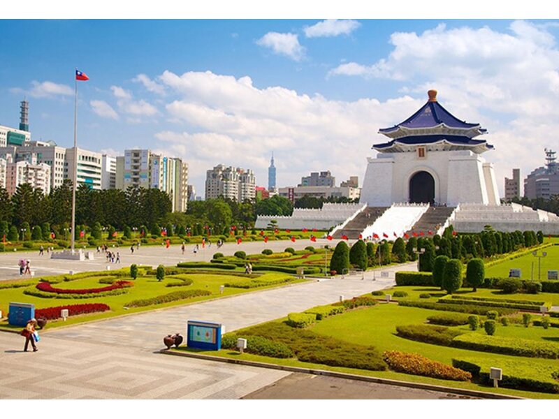 THƯỞNG SẮC HOA ANH ĐÀO ĐÀI LOAN