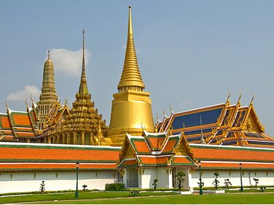 VI VU XỨ CHÙA VÀNG