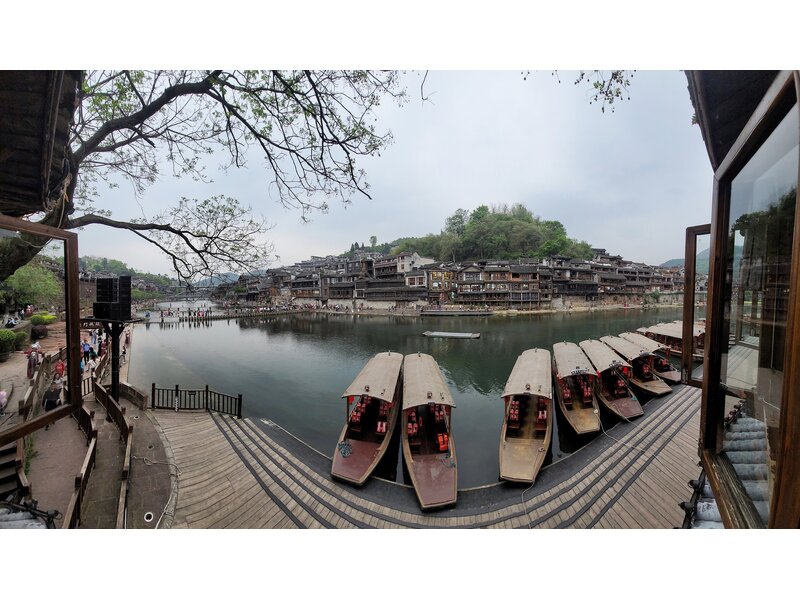TAM HIỆP - TRƯƠNG GIA GIỚI – PHƯỢNG HOÀNG CỔ TRẤN