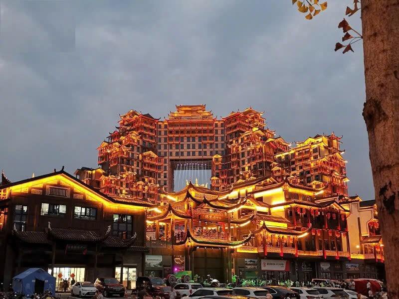 HÀ NỘI - NGHI XƯƠNG - TAM HIỆP - TRƯƠNG GIA GIỚI – PHƯỢNG HOÀNG CỔ TRẤN
