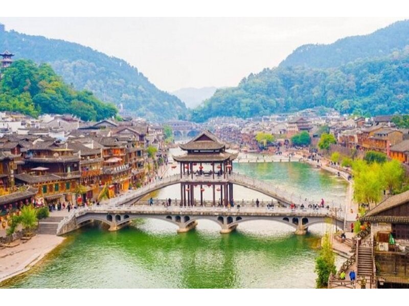 KHÁM PHÁ TRUNG HOA 2025
