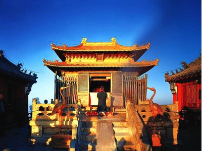 HÀ NỘI - NGHI XƯƠNG - NÚI VÕ ĐANG -  TƯƠNG DƯƠNG CỔ THÀNH