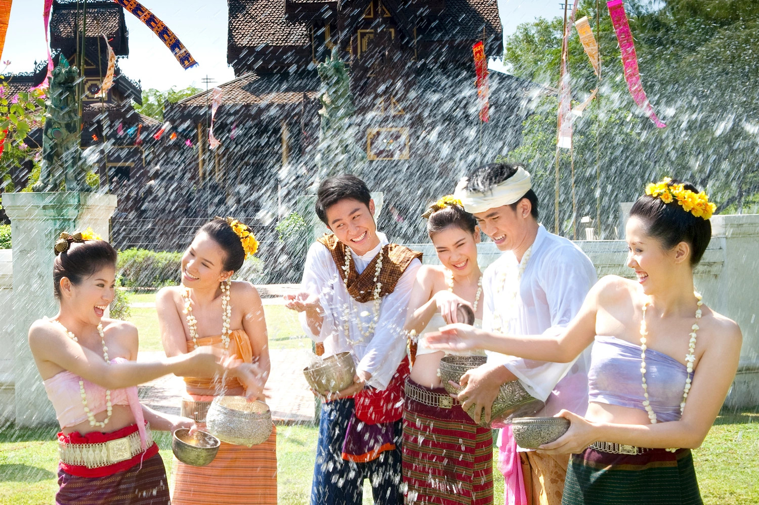Từ Việt Nam đến thế giới – San Hô Đỏ đồng hành trên từng chuyến đi