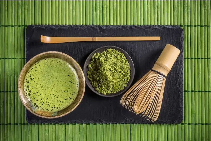 Nhật Bản mua gì? 10 món quà lưu niệm ý nghĩa từ xứ sở hoa anh đào
